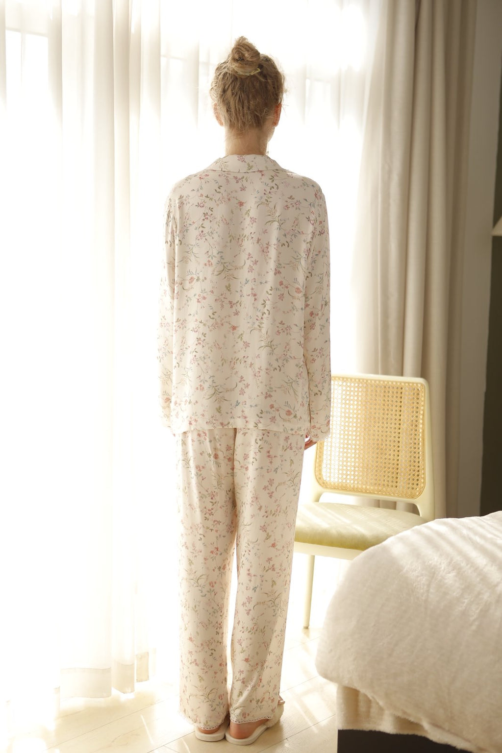 Bộ Pyjama Mặc Nhà Soft Beige Floral